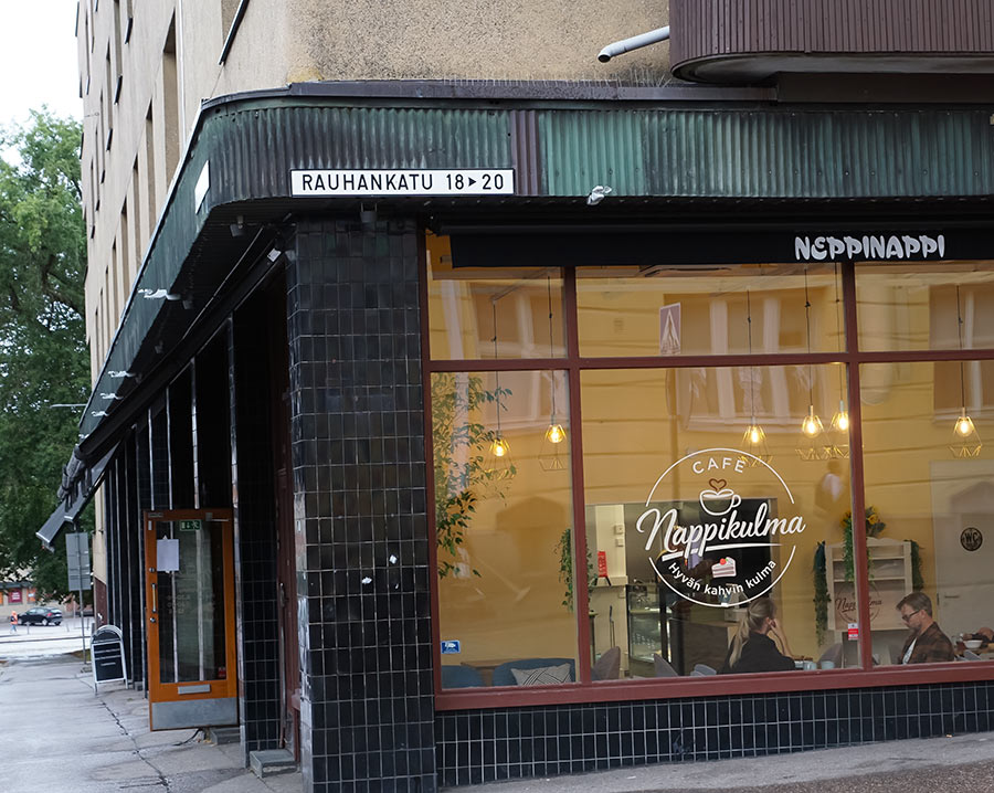 napikulma lounas aamiainen burgerit lahti